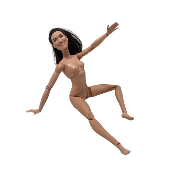Barbie Other - Made to Move Barbie Doll